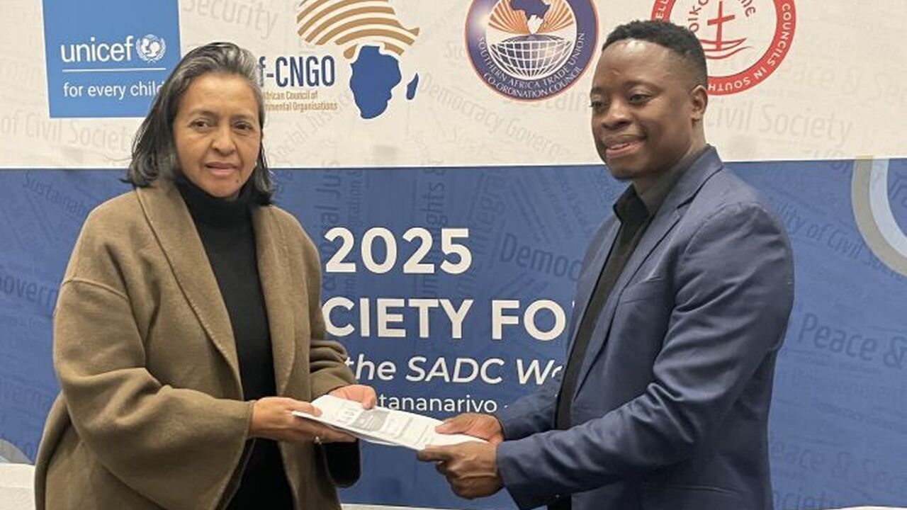 Alliance Mada slide 4 700x0 crop 80