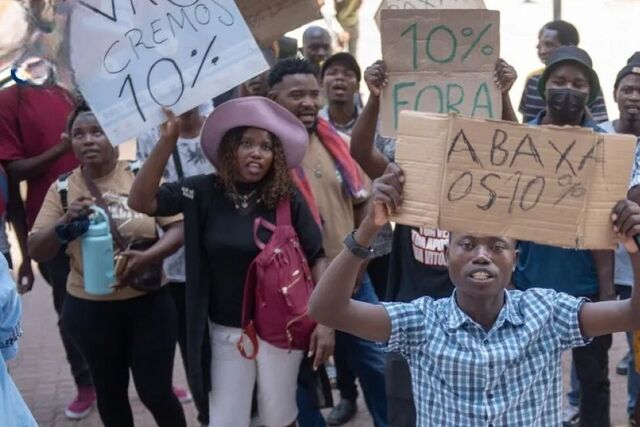 Mozambique_Agentes de carteira móvel frustrados