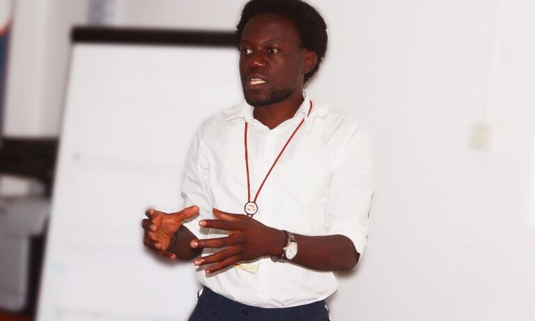 Sem protecção social vendedores informais podem ser empurrados a pobreza