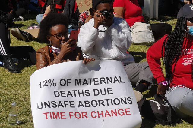 Africa: AU calls for decriminalisation of abortion
